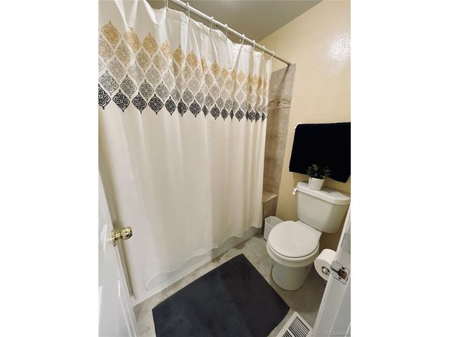 10330 W Jewell A, Lakewood, CO 80232