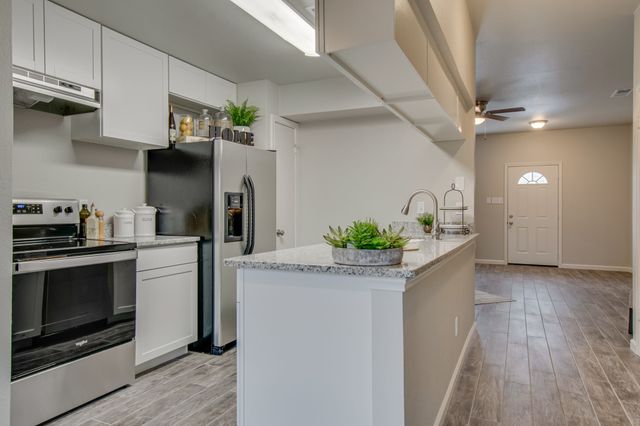 224 Samuel Boulevard 5, Coppell, TX 75019