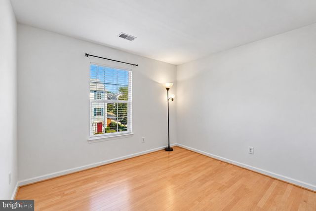 533 TULIPTREE SQ NE, Leesburg, VA 20176