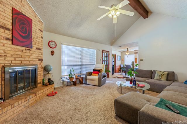 8902 Hetherington, San Antonio, TX 78240