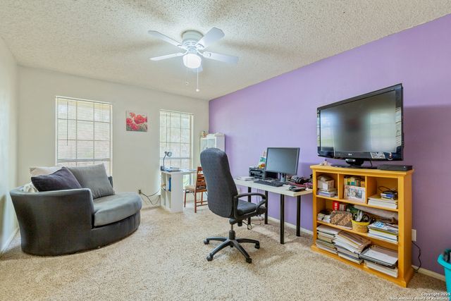 8902 Hetherington, San Antonio, TX 78240
