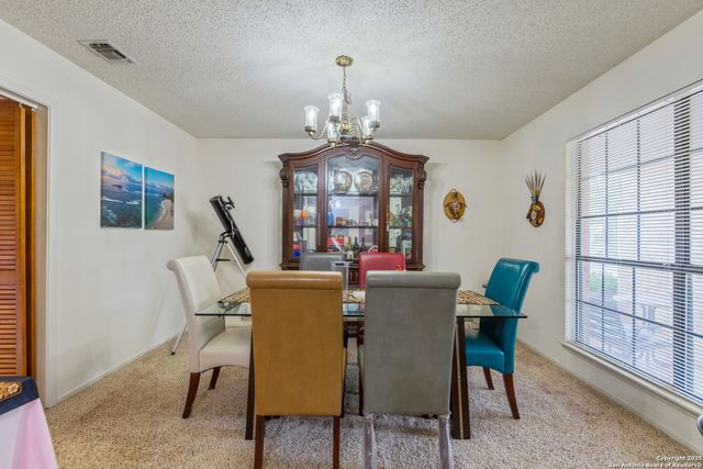 8902 Hetherington, San Antonio, TX 78240