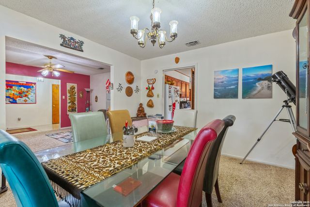 8902 Hetherington, San Antonio, TX 78240