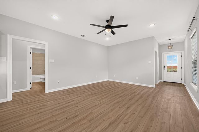 10726 Sky Creek Lane, Beasley, TX 77417