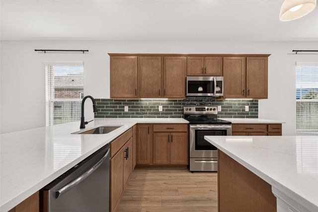 10726 Sky Creek Lane, Beasley, TX 77417