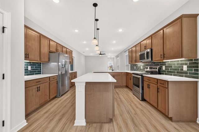 10726 Sky Creek Lane, Beasley, TX 77417