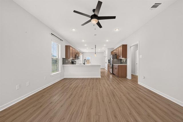 10726 Sky Creek Lane, Beasley, TX 77417