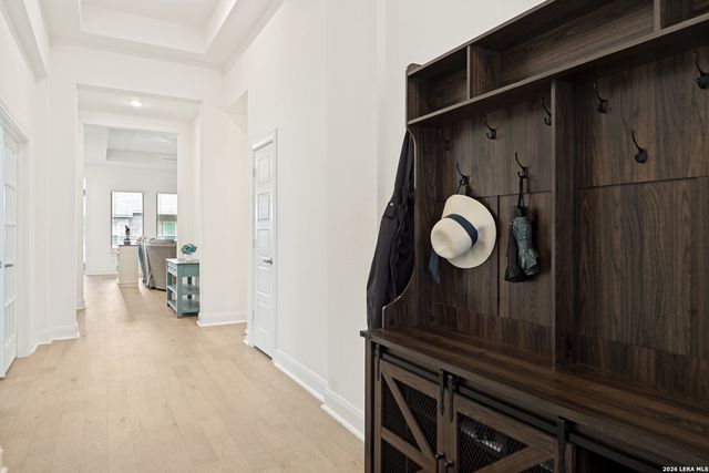 107 Valencia, Boerne, TX 78006