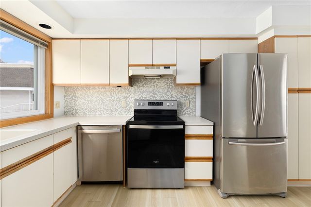 4158 Post Road 9, Warwick, RI 02818