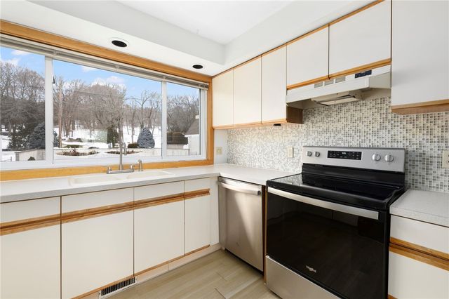 4158 Post Road 9, Warwick, RI 02818