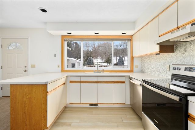 4158 Post Road 9, Warwick, RI 02818