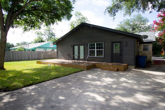 245 CALUMET PL, San Antonio, TX 78209