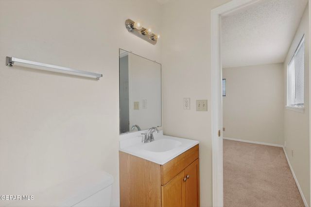 10370 KELLOGG Street, El Paso, TX 79924