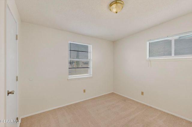 10370 KELLOGG Street, El Paso, TX 79924