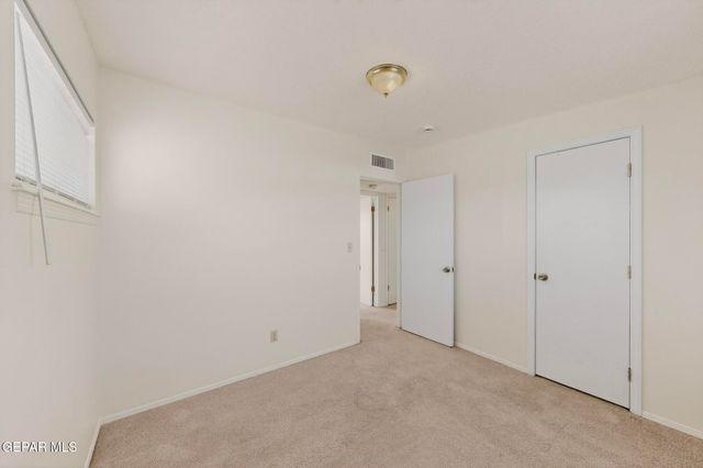 10370 KELLOGG Street, El Paso, TX 79924