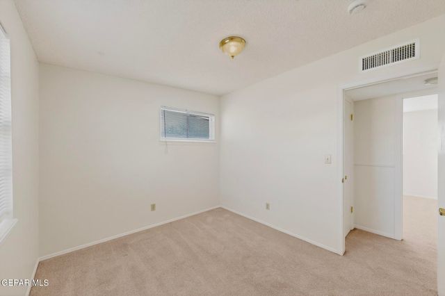 10370 KELLOGG Street, El Paso, TX 79924