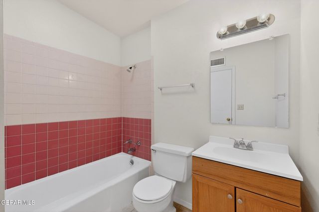 10370 KELLOGG Street, El Paso, TX 79924