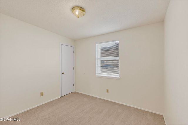 10370 KELLOGG Street, El Paso, TX 79924