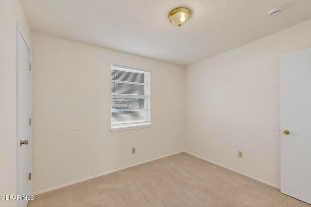 10370 KELLOGG Street, El Paso, TX 79924