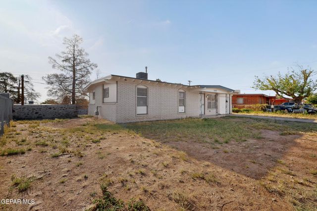 10370 KELLOGG Street, El Paso, TX 79924