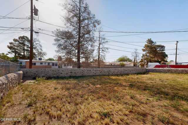 10370 KELLOGG Street, El Paso, TX 79924