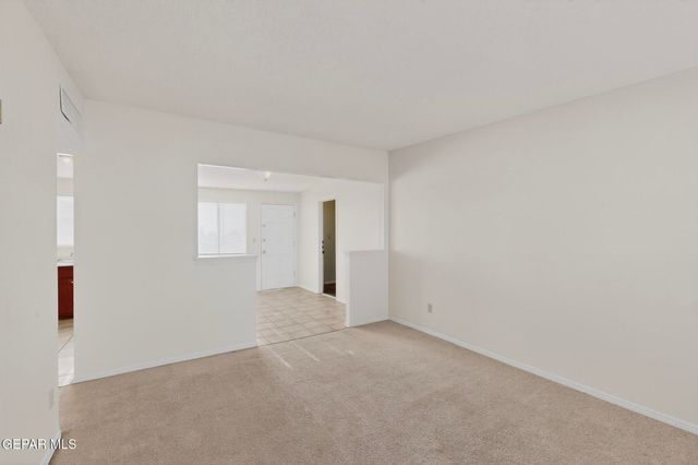 10370 KELLOGG Street, El Paso, TX 79924