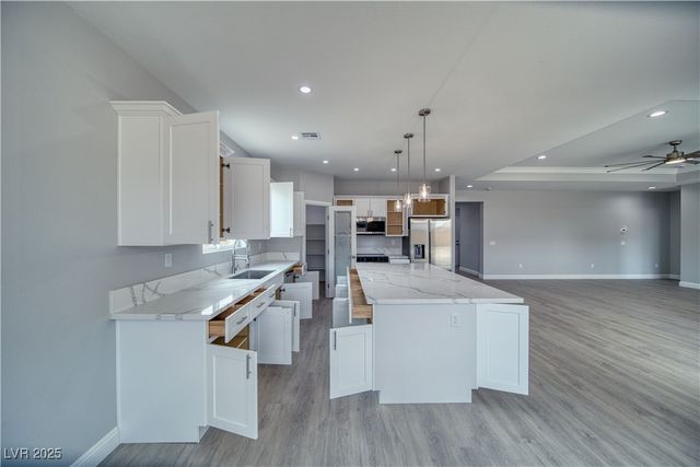 6881 South Longmeadow Drive, Pahrump, NV 89061