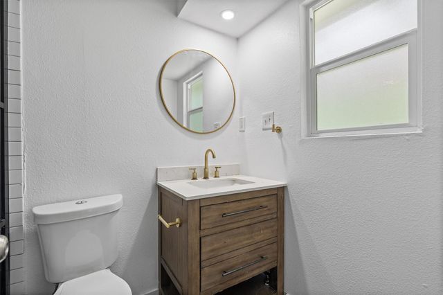 3307 Oak Aly, Austin, TX 78745