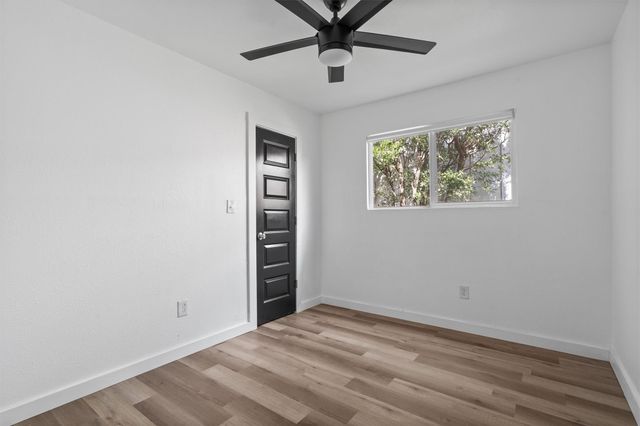 3307 Oak Aly, Austin, TX 78745
