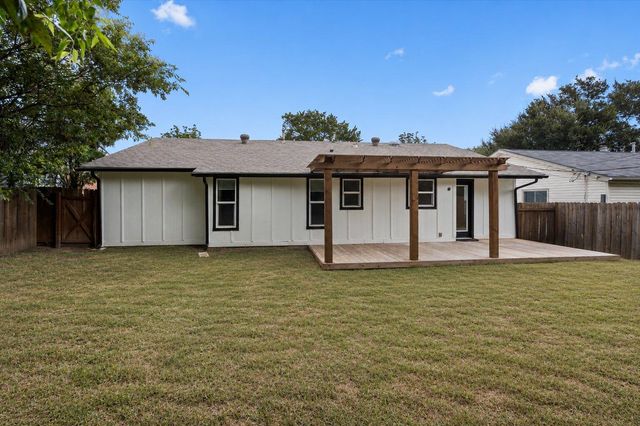 3307 Oak Aly, Austin, TX 78745