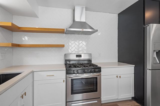 3307 Oak Aly, Austin, TX 78745