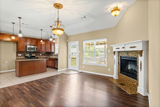 1007 Clinton Court, Alexander, AR 72002