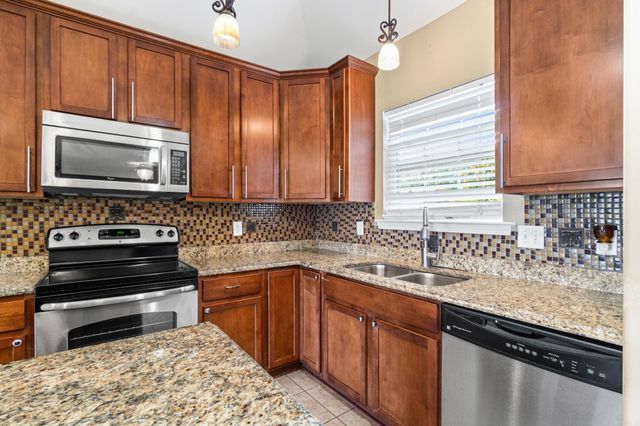 1007 Clinton Court, Alexander, AR 72002