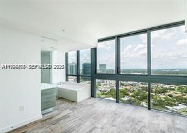 650 NE 32nd St 4108, Miami, FL 33137