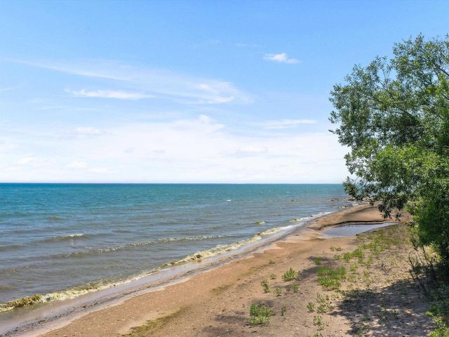 987 S LAKE MICHIGAN DRIVE, Sturgeon Bay, WI 54235