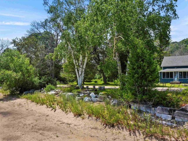 987 S LAKE MICHIGAN DRIVE, Sturgeon Bay, WI 54235