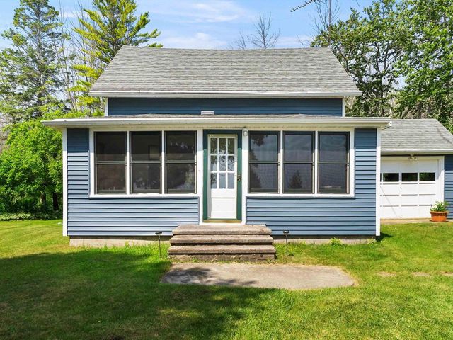 987 S LAKE MICHIGAN DRIVE, Sturgeon Bay, WI 54235
