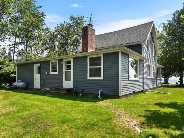 987 S LAKE MICHIGAN DRIVE, Sturgeon Bay, WI 54235