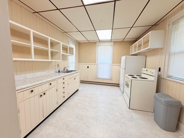 3748 S Race Street, Marion, IN 46953