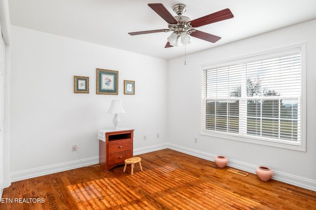 1220 Whaleys Overlook, Kodak, TN 37764