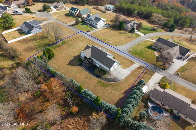 1220 Whaleys Overlook, Kodak, TN 37764