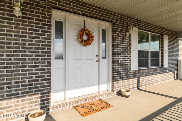 1220 Whaleys Overlook, Kodak, TN 37764