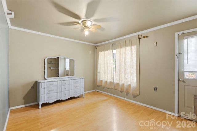 2670 N Olivers Road, Newton, NC 28658