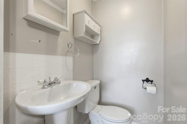 2670 N Olivers Road, Newton, NC 28658