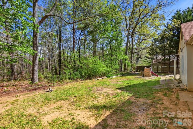 2670 N Olivers Road, Newton, NC 28658
