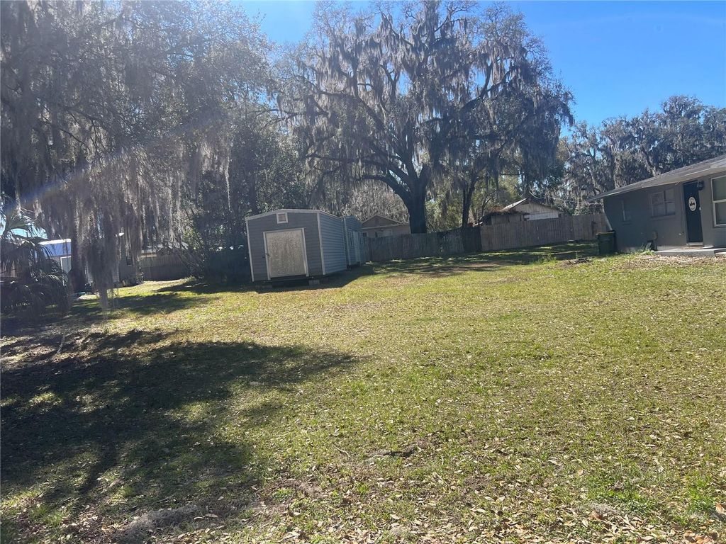 2307 EDGEWOOD AVENUE, Leesburg, FL 34748
