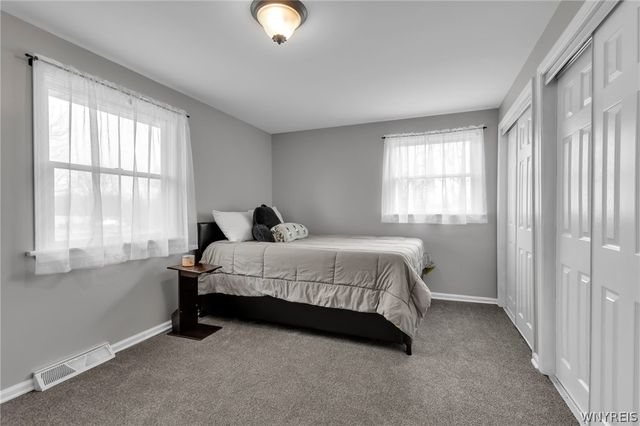 5755 Fisk Road, Pendleton, NY 14094