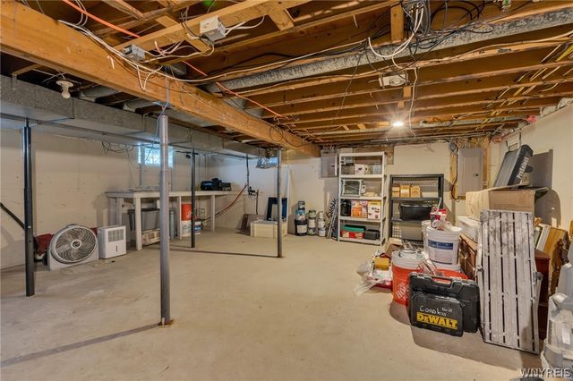 5755 Fisk Road, Pendleton, NY 14094