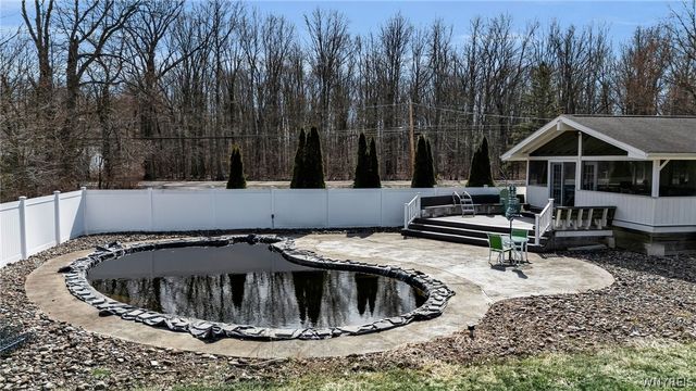 5755 Fisk Road, Pendleton, NY 14094