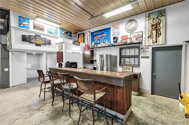 5755 Fisk Road, Pendleton, NY 14094